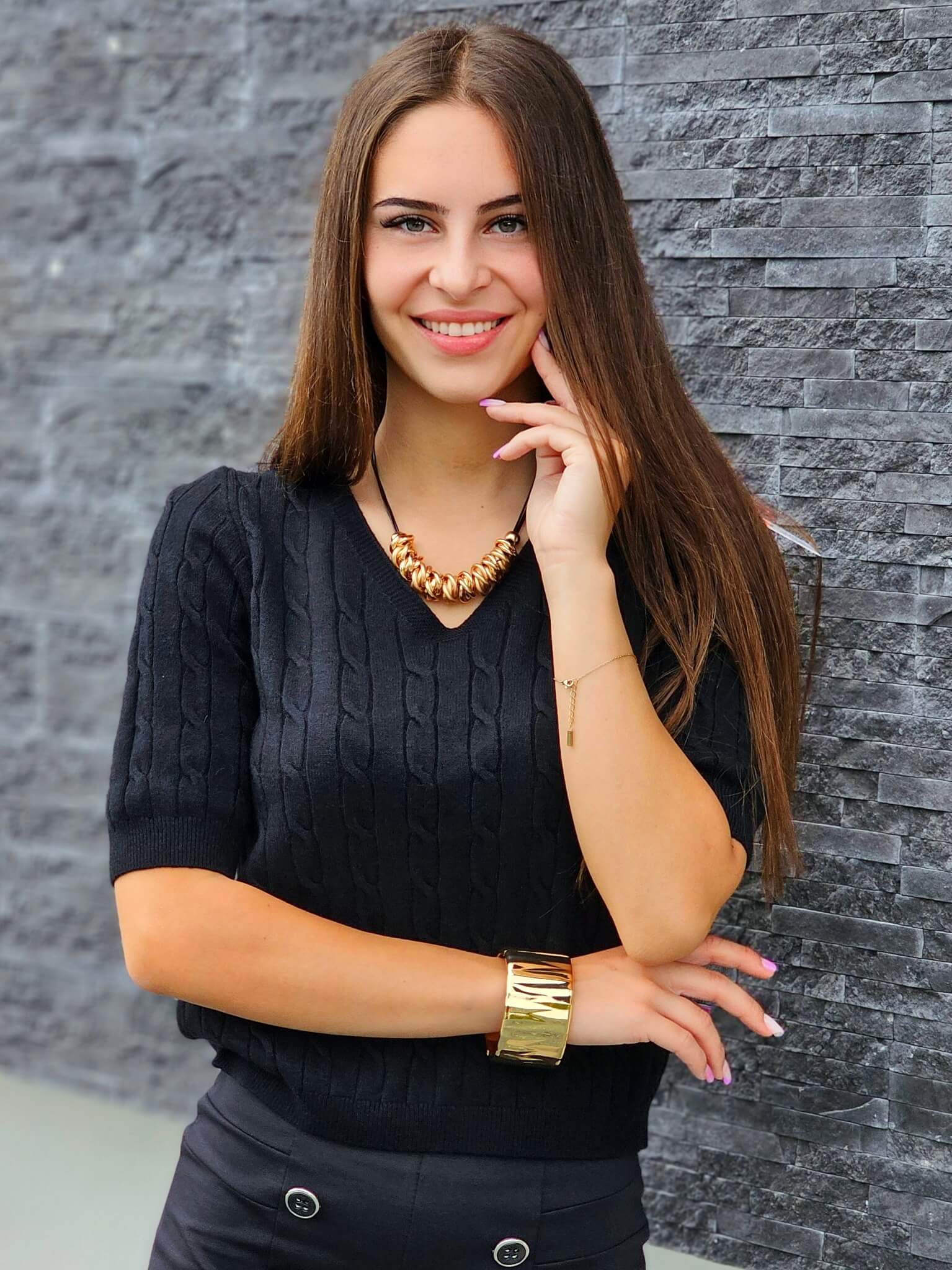 Sweter w splot warkoczowy z krótkim rękawem