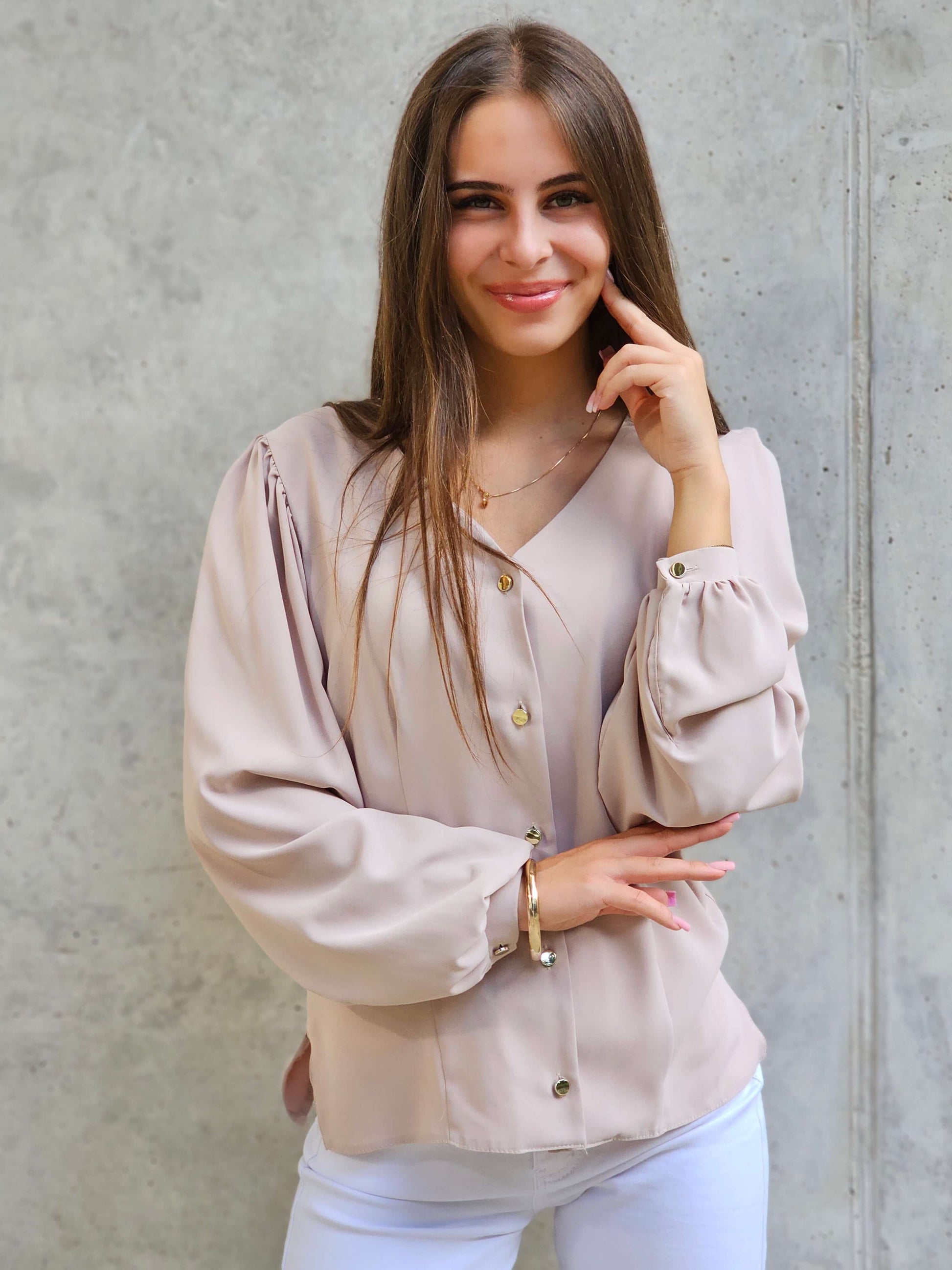 Elegancka koszula z guzikami