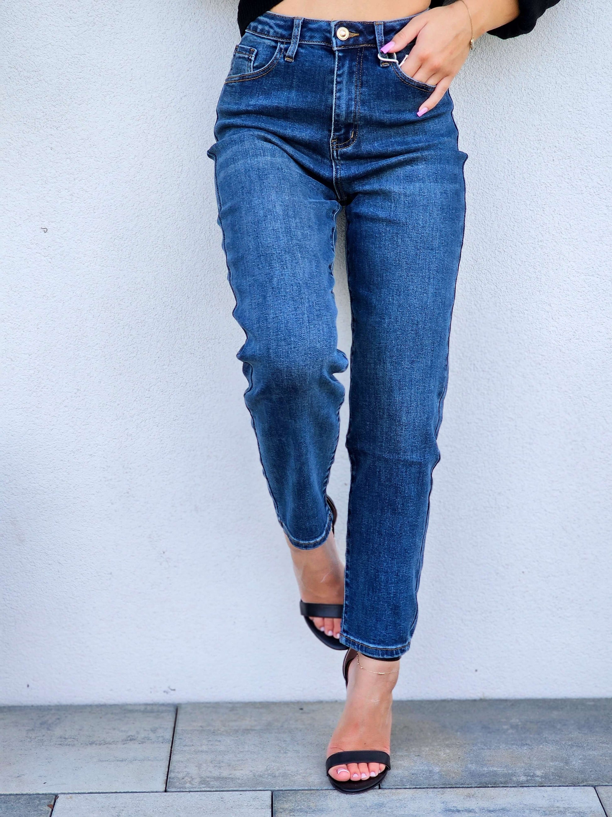 Jeansy Mom Fit – M-Sara