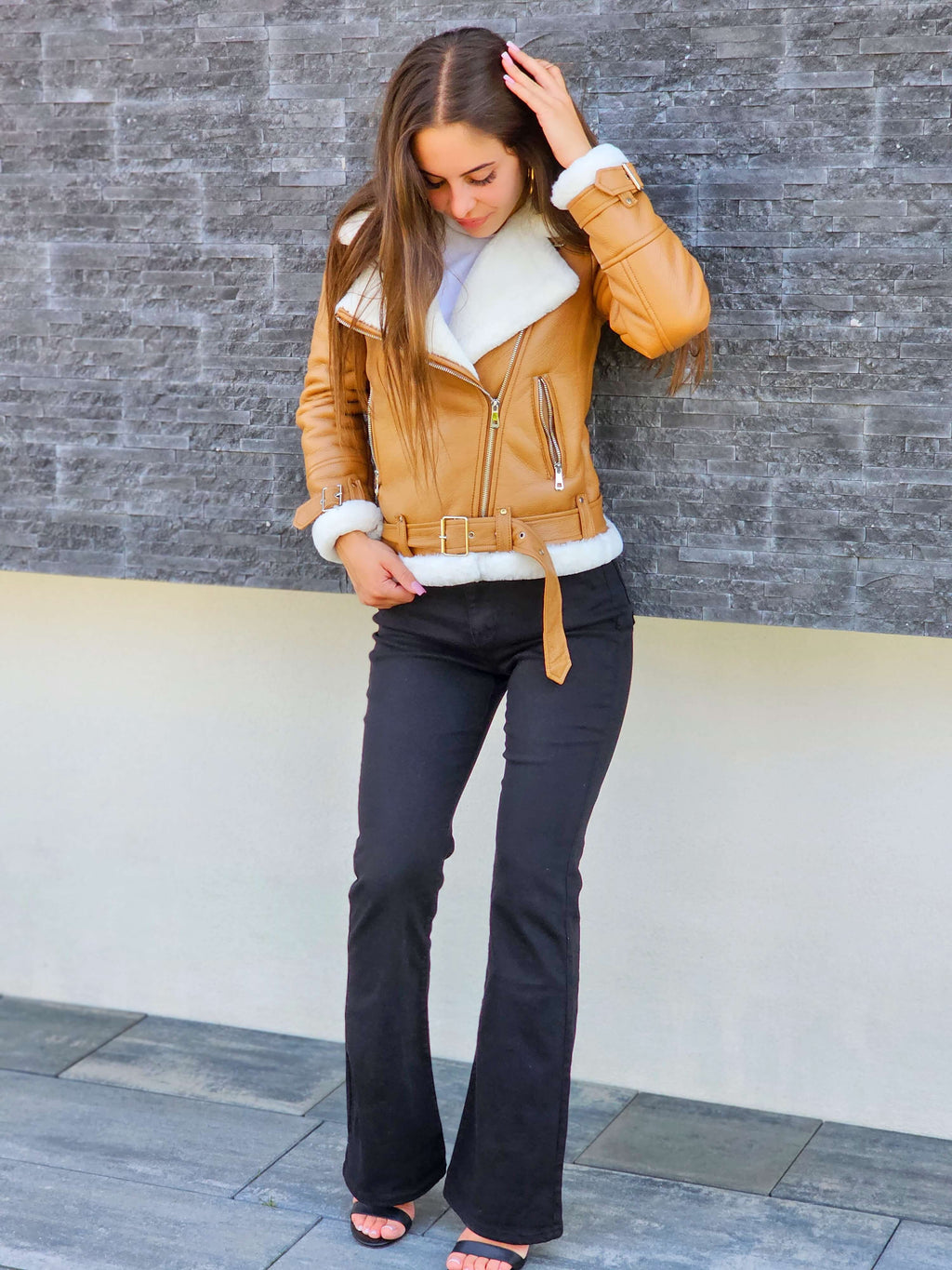 Krótka kurtka pilotka z kożuszkiem