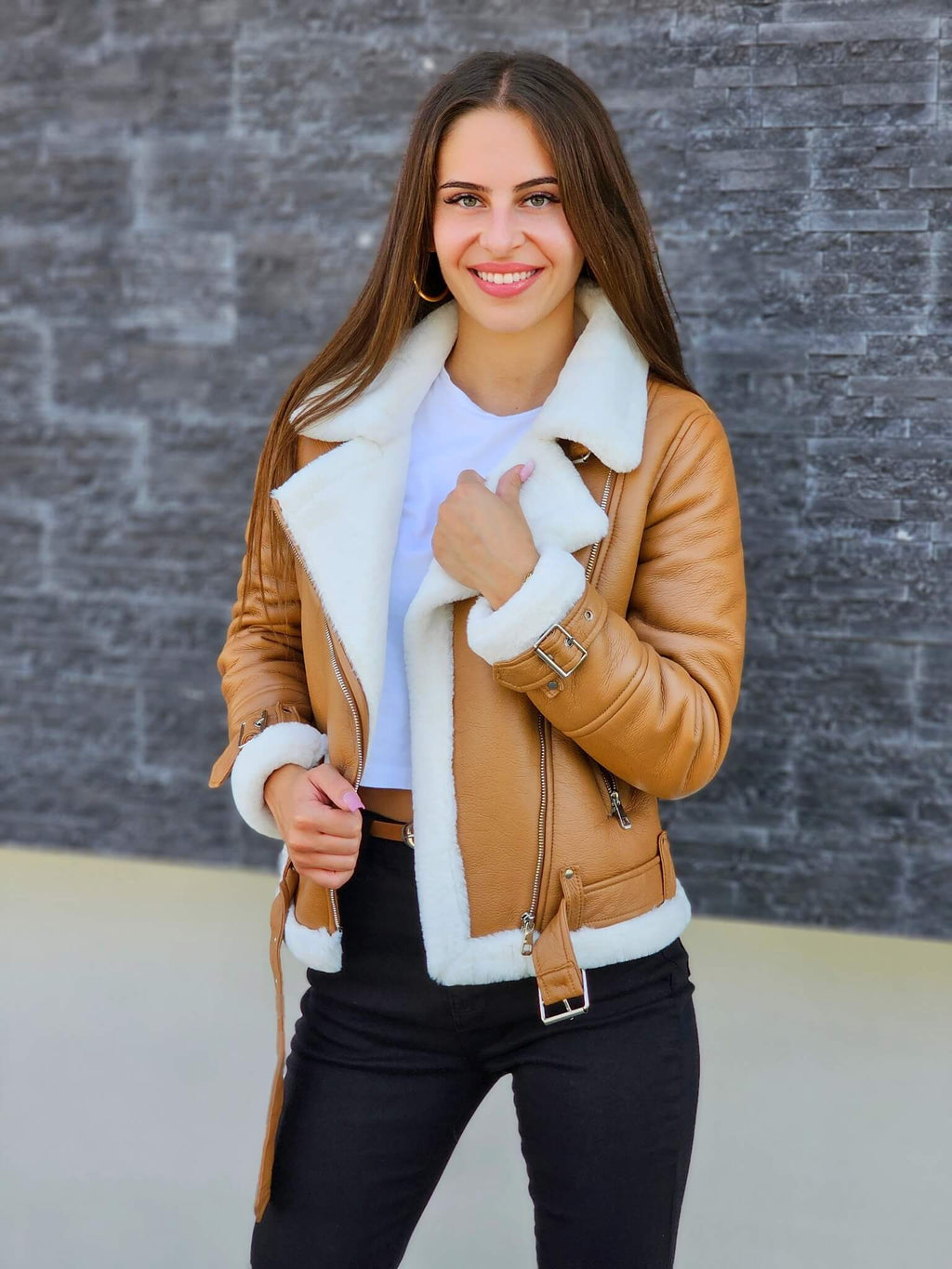 Krótka kurtka pilotka z kożuszkiem