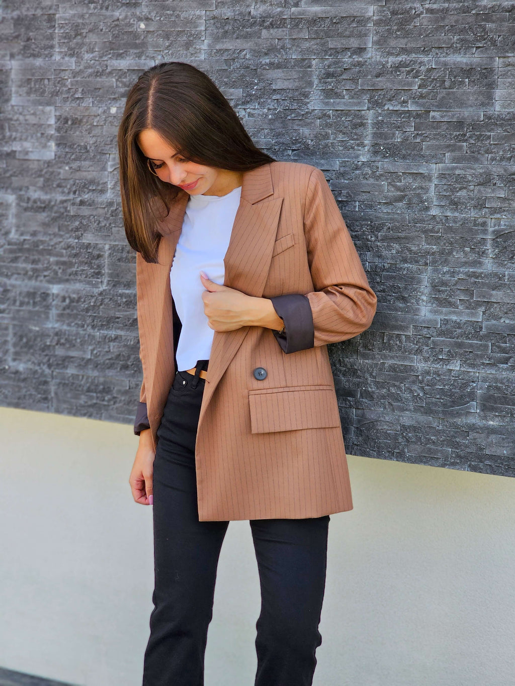 Marynarka w prążki – klasyczna elegancja w nowoczesnym wydaniu