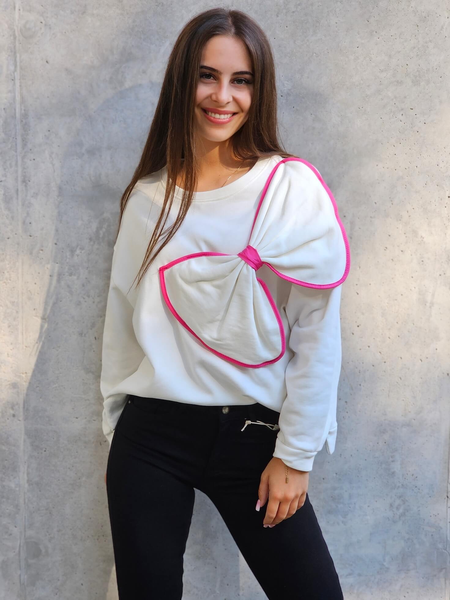 Bluza z dużą kokardą