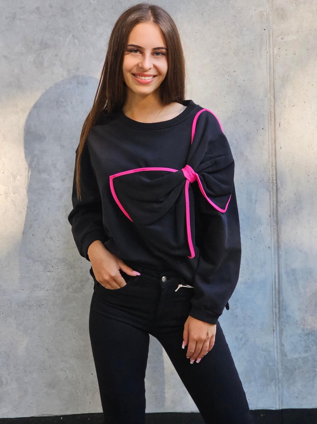 Bluza z dużą kokardą