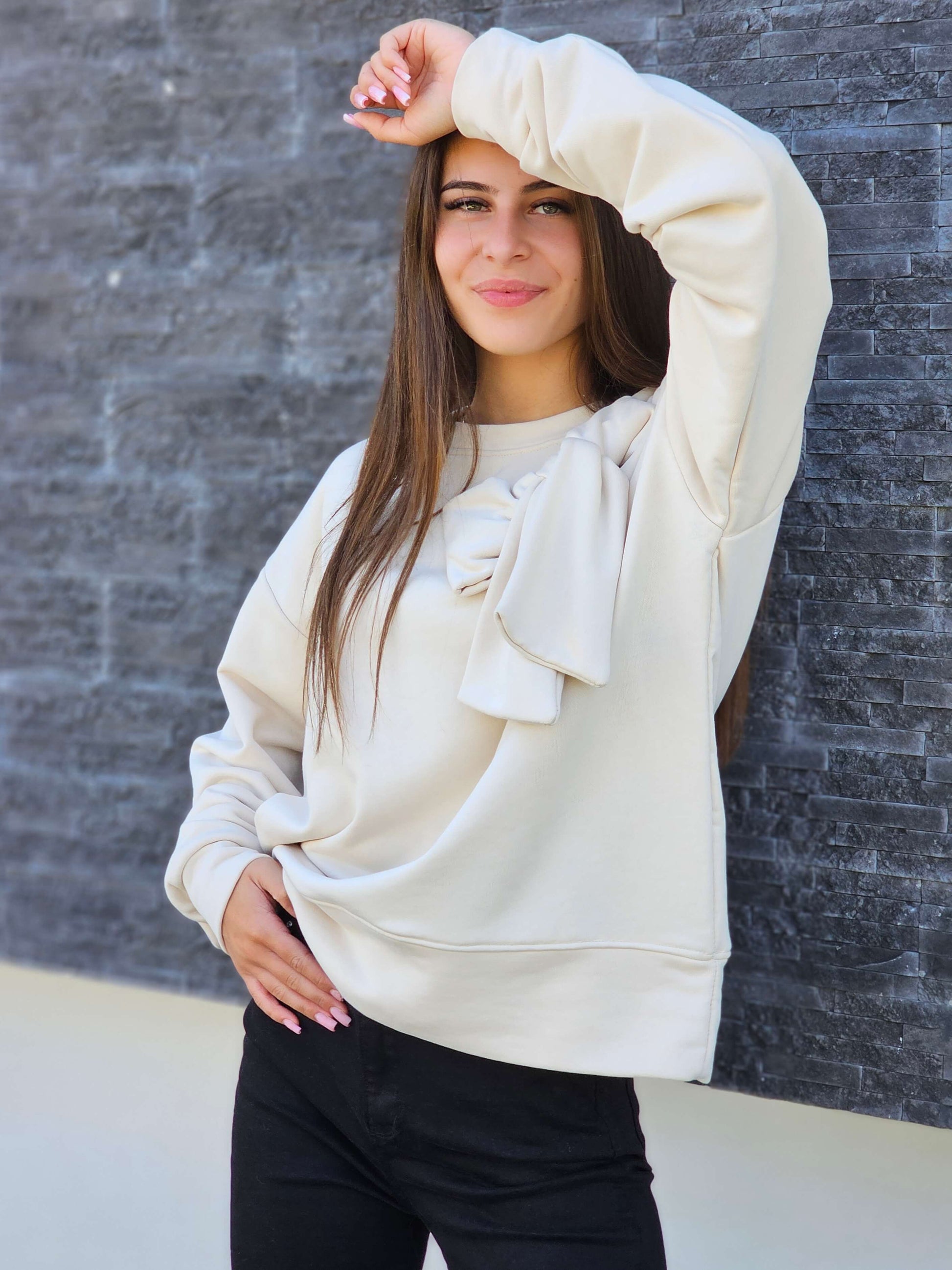 Bluza z dekoracyjną kokardą